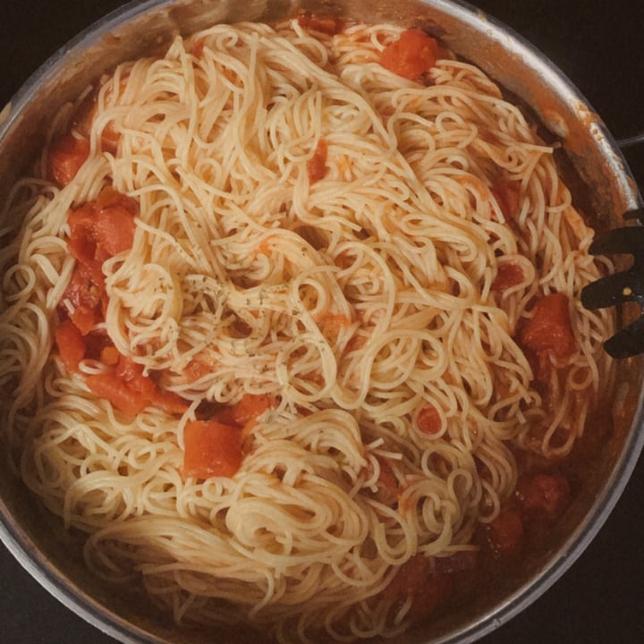 photo of Barilla Angel hair pasta shared by @marymacw on  09 Nov 2023 - review