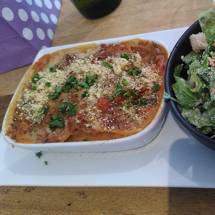 photo of Lola Rosa Café Lasagna shared by @bezette on  20 Jul 2025 - review