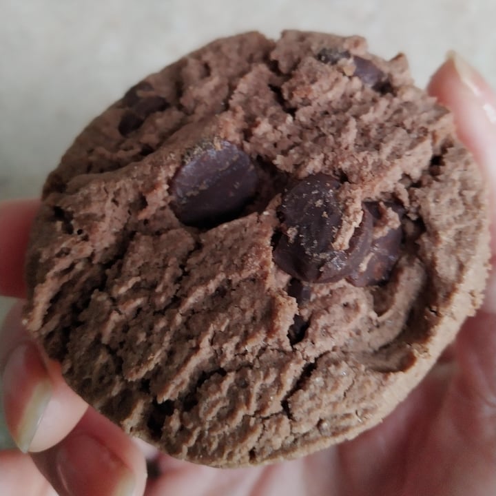 photo of Vemondo  vegan oat cookies chocolate chip shared by @srina-p on  09 Feb 2024 - review
