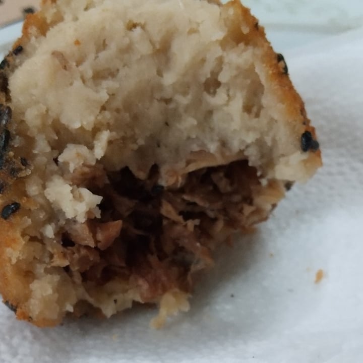 photo of Padoca Vegan coxinha de shimeji shared by @jojov on  30 Mar 2024 - review