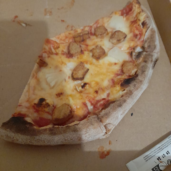photo of Lou Pizza Poulette en Vegan shared by @alice50 on  28 Nov 2023 - review
