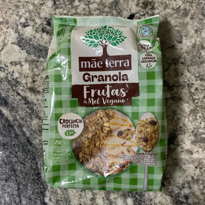 photo of Mãe Terra Granola Fruts & Mel Vegano shared by @vimauro on  14 Sep 2025 - review
