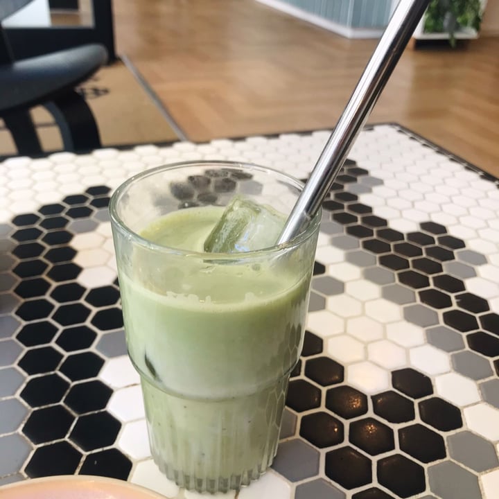 photo of Red Velvet Padova Iced Matcha shared by @radicchiowitch on  30 Apr 2024 - review