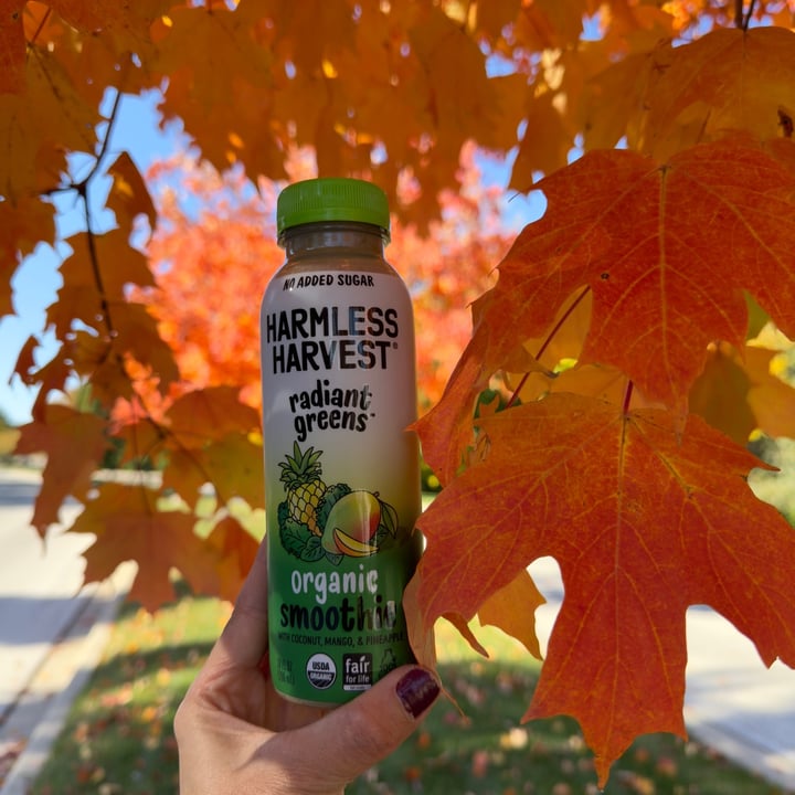 photo of Harmless Harvest Radiant Greens Organic Smoothie shared by @berryveganplanet on  25 Oct 2023 - review