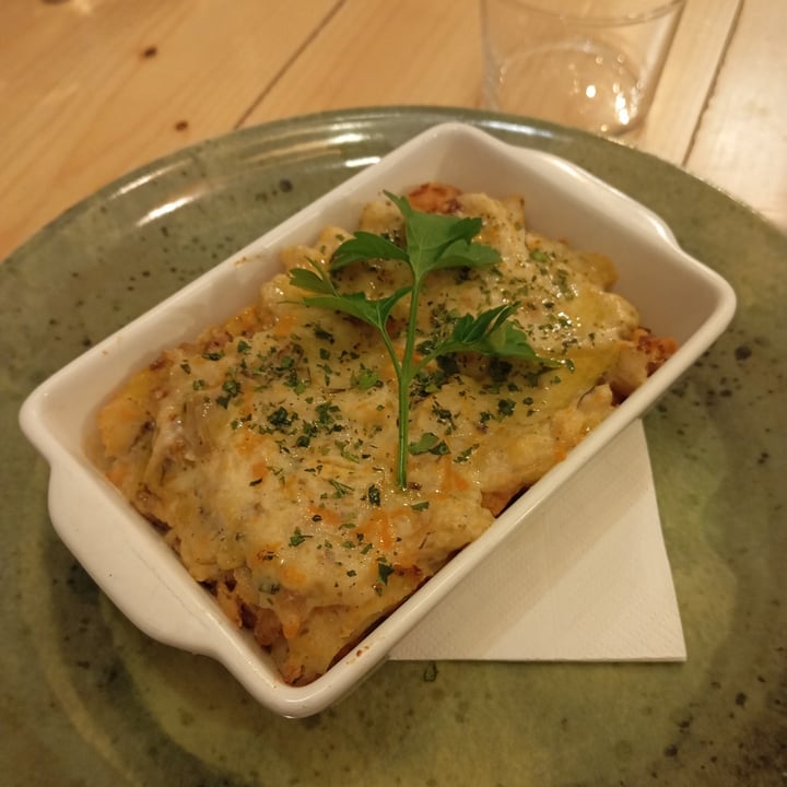 photo of ...IDEM CON PATATE lasagne shared by @beavegan on  20 Jan 2025 - review