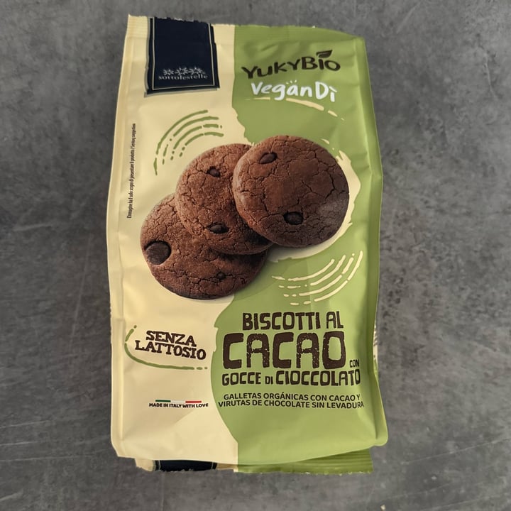 photo of yukibio biscotti al cacao con gocce di cioccolato shared by @giorgiamk on  18 Jan 2025 - review
