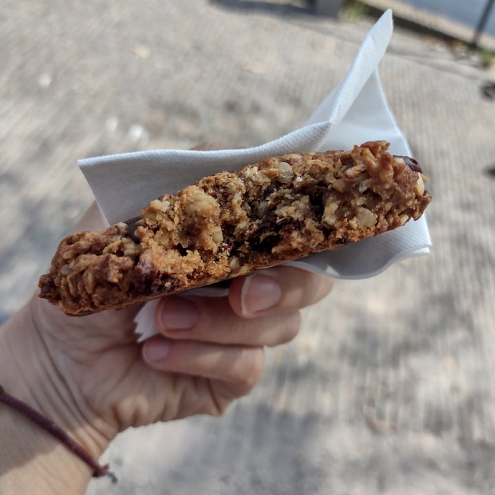 photo of FOAM Breakfast-Lunch-Catering Chocolate Oatmeal Cookie shared by @dratini on  25 Sep 2024 - review