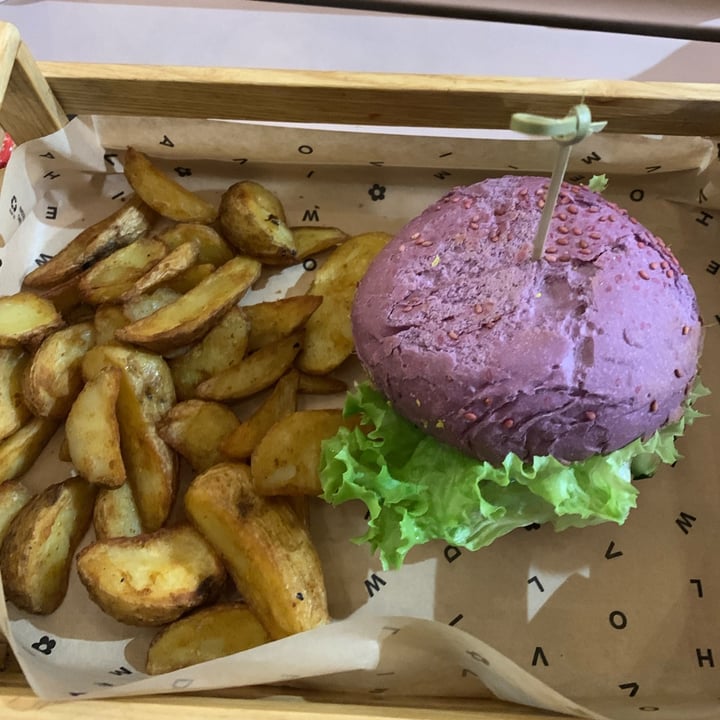 photo of Flower Burger Roma Bloom Burger shared by @beatricepaolo on  31 Mar 2024 - review