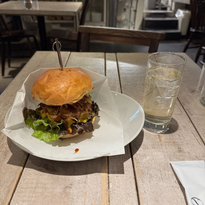 photo of AIN SOPH. Soar IKEBUKURO Ripple Cheese Burger リプルチーズバーガー shared by @duckylover on  13 Jan 2025 - review