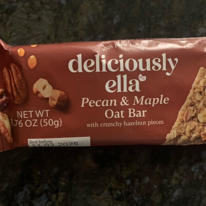 photo of Deliciously Ella Hazelnut, Pecan, and Maple Oat Bars shared by @rochi09 on  01 Sep 2025 - review