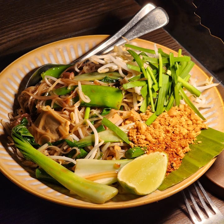 photo of Muum Maam Barangaroo Pad Thai Noodles shared by @ed8080 on  07 Jun 2025 - review