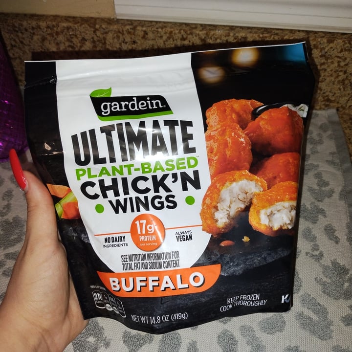 photo of Gardein ultimate Buffalo Wings shared by @alyssaa on  10 Sep 2023 - review