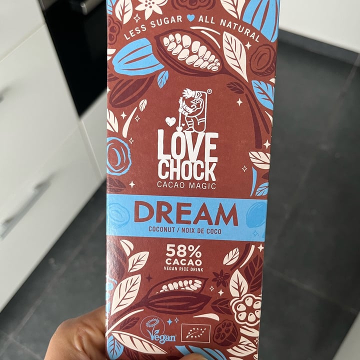 photo of Love Chock Dream Coconut shared by @alessiatal on  06 May 2024 - review