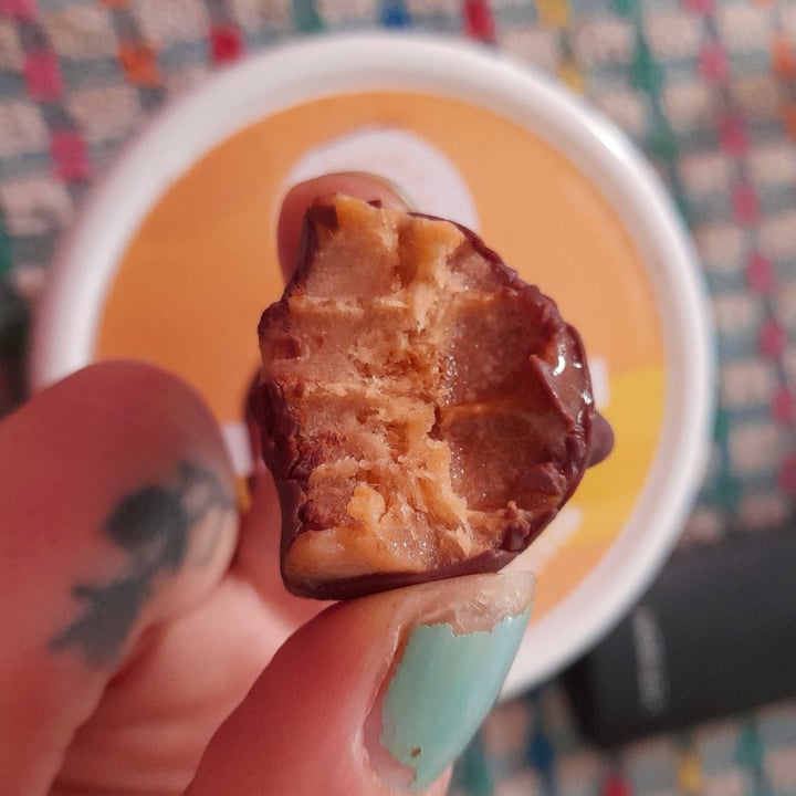photo of Haulani Nips Dulce De Leche shared by @paauvegan on  09 May 2024 - review