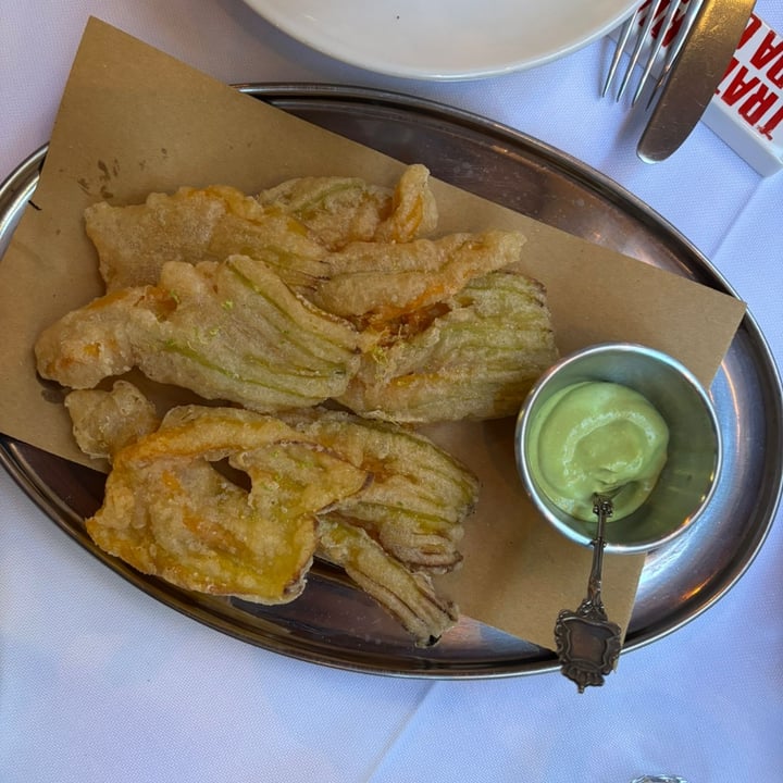 photo of Trattoria da Crak Fiori Di Zucca Fritti shared by @arianna93 on  24 Jul 2025 - review