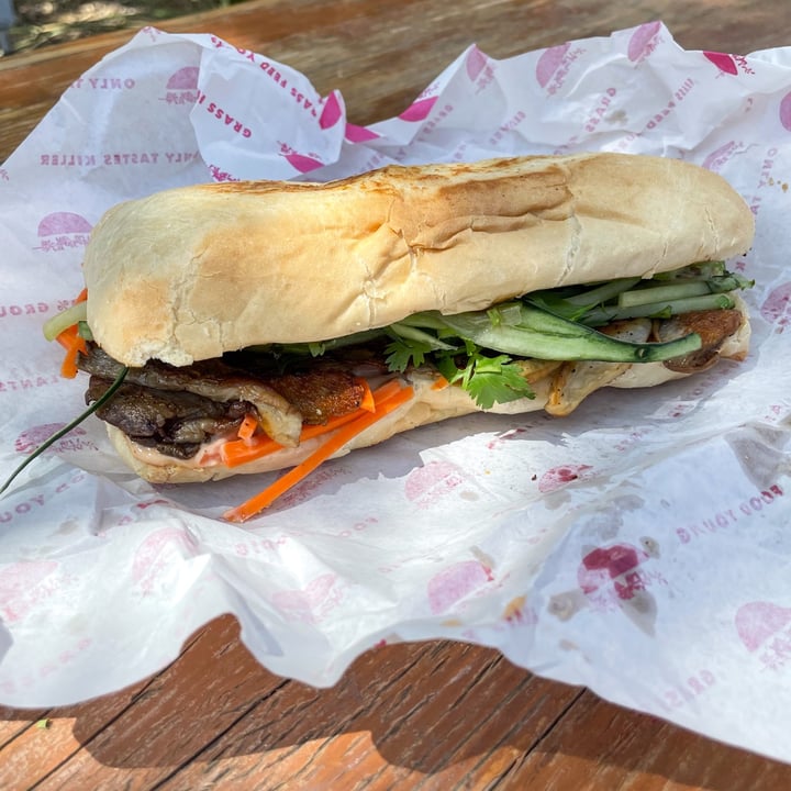 photo of Beaut Burger Banh V shared by @alleycatz on  08 Sep 2023 - review