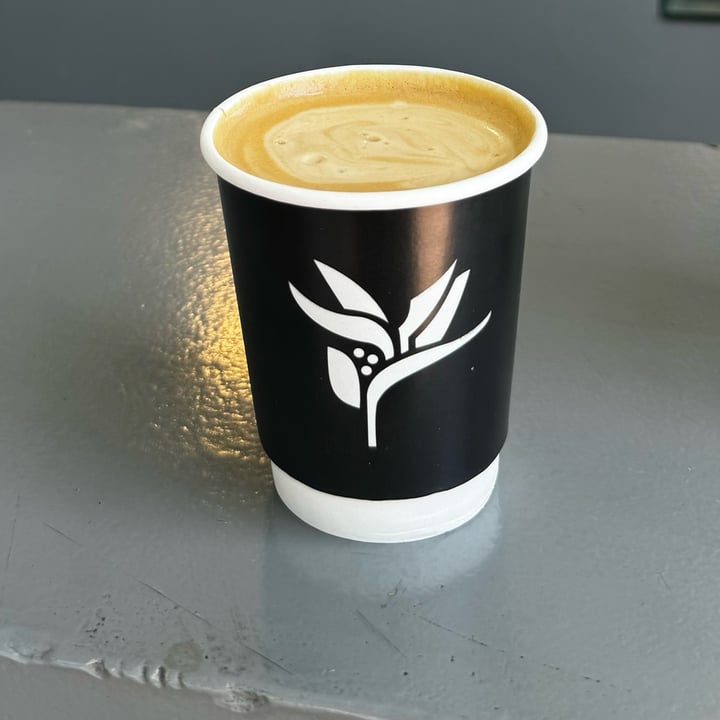 photo of Preto - Tostadores de café Latte con leche de almendras shared by @inespressable on  24 Feb 2024 - review