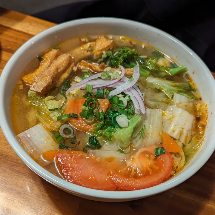 photo of Parle by Viet Fresh Imitation Beef Ball & Shrimp Pho shared by @john-veg93 on  09 Jun 2024 - review
