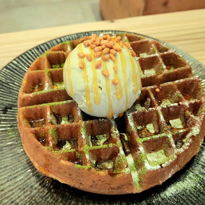photo of Hvala Waffle With Ice Cream shared by @byobottlesg on  26 Nov 2023 - review