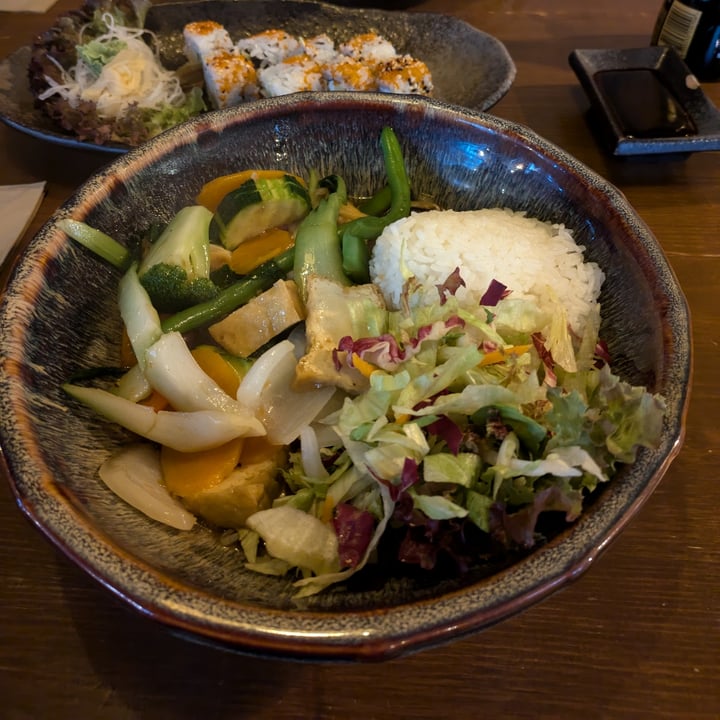photo of Pholosophy - vietnamese eatery Veggie Bowl shared by @jessiveneziani on  08 Jul 2024 - review