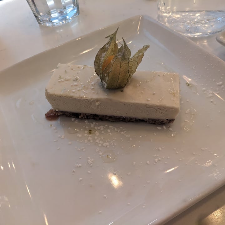 photo of Community Restaurant Key Lime Cheesecake shared by @rcrw88 on  09 May 2024 - review