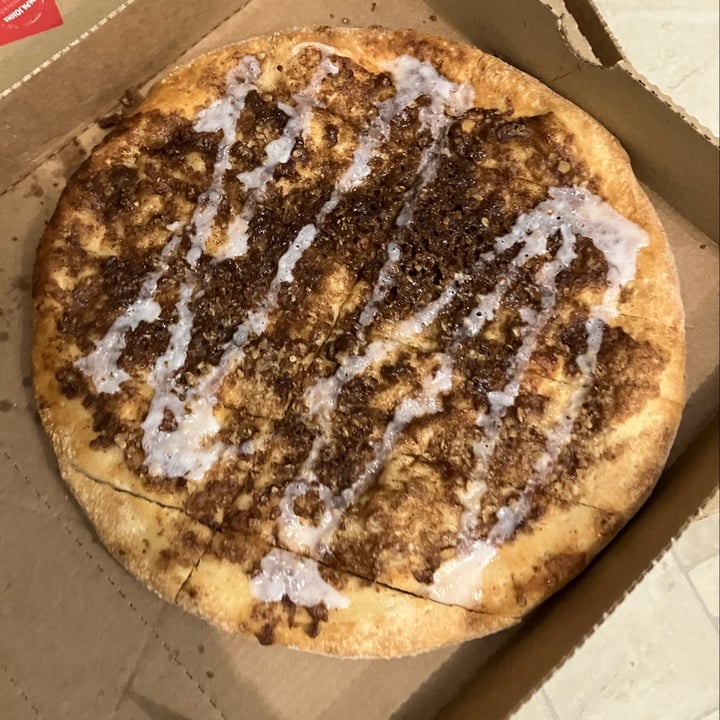 photo of Papa John's Pizza Cinnamon Pie shared by @andrewshave11 on  09 Jan 2025 - review