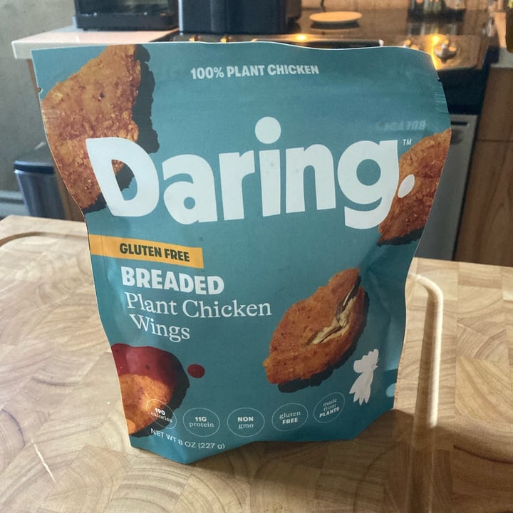 photo of Daring Breaded plant chicken wings shared by @mikadog on  23 Sep 2023 - review