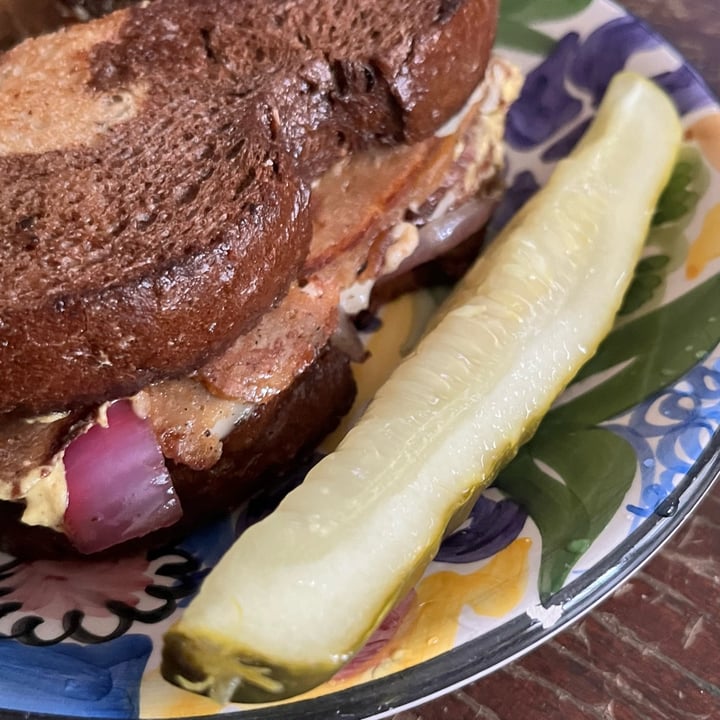 photo of Ben & Esther’s Vegan Delicatessen New Yorker shared by @lynnemp on  24 Oct 2023 - review