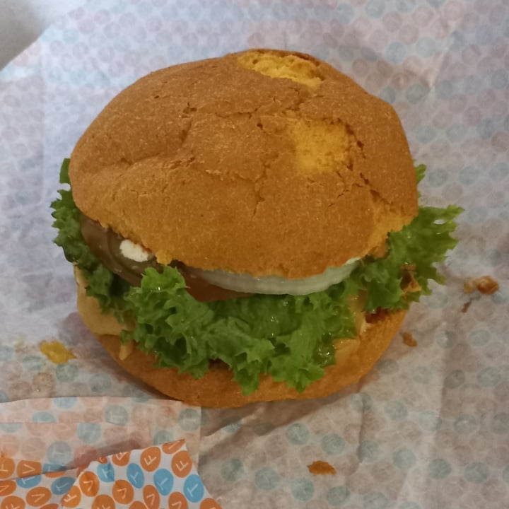 photo of The Fussy Vegan TFV Cheese Burger shared by @ronelle on  11 Nov 2023 - review