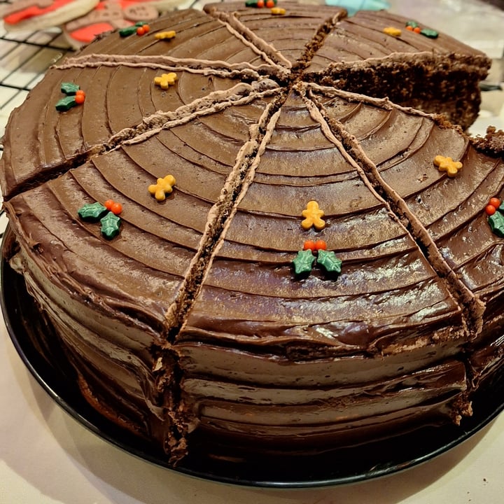 photo of Savia Bakery torta de chocolate shared by @victoriacobain on  10 Dec 2023 - review