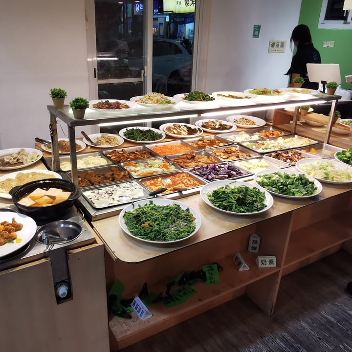 photo of 素心園健康素食館 Vegetarian buffet shared by @bengtang on  31 Aug 2025 - review