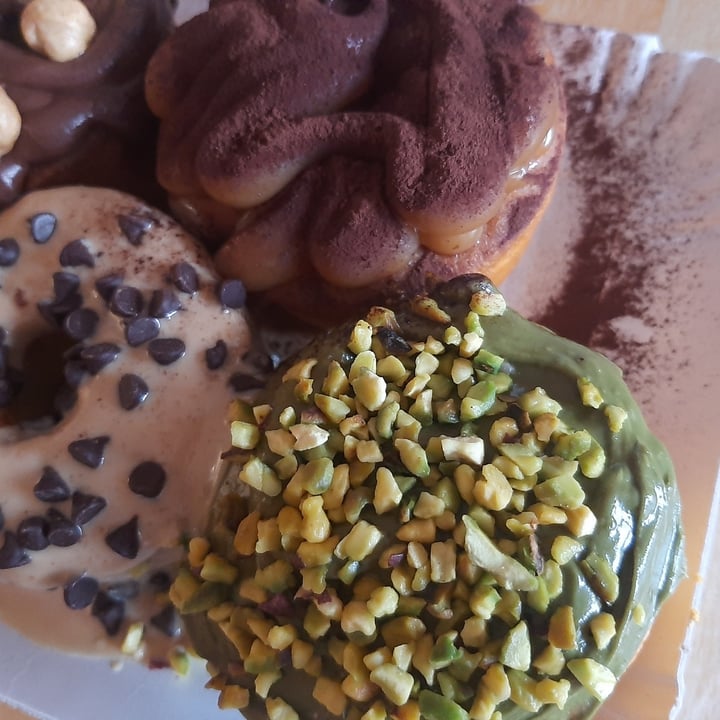 photo of Zia ESTERINA GELATERIA Donut gusti vari shared by @freyr77 on  03 Apr 2024 - review