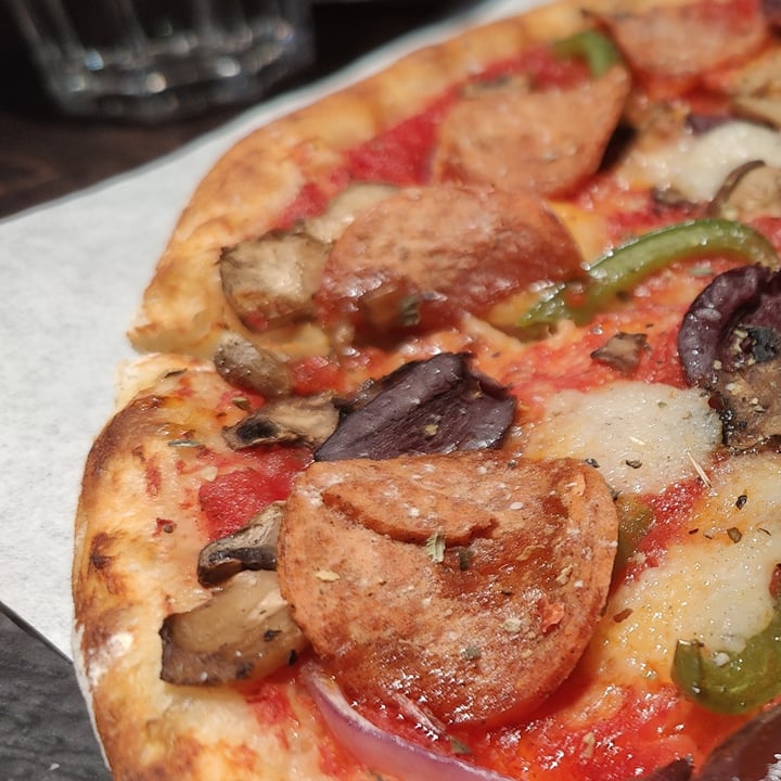 photo of Virtuous Pie Supreme Pizza shared by @mikebroadhead on  16 Feb 2025 - review