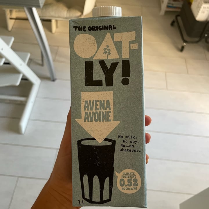 photo of Oatly Latte di avena shared by @pomeziajones on  01 Sep 2023 - review