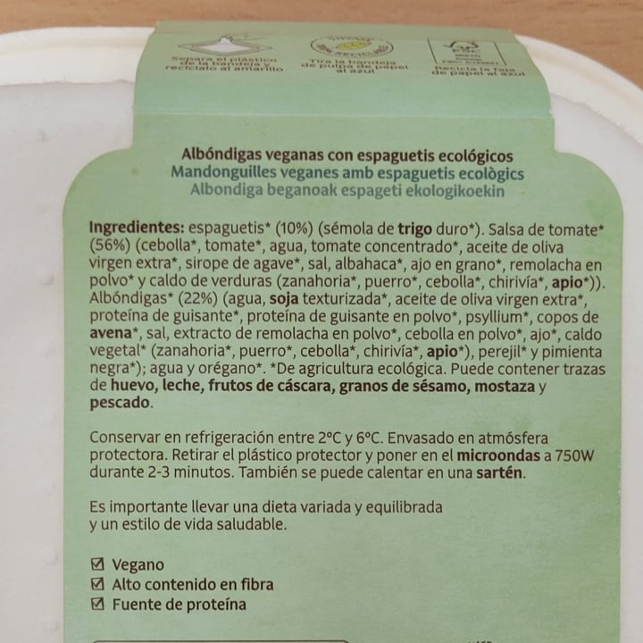 photo of Veritas Albondigas Veganas Con Espaguetis Eco shared by @fivefeetvegan on  05 Mar 2025 - review