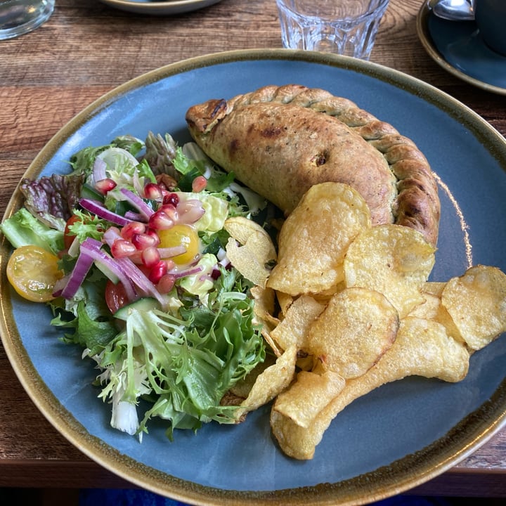 photo of The Clock Tower Tea Rooms Vegan Pasty with Salad and Crisps shared by @nahtalix on  18 Apr 2024 - review