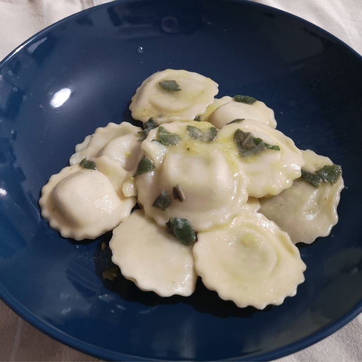 photo of MyVay Girasoli con Crema di Fave e Friarielli shared by @aleveganfoodlover on  23 May 2024 - review