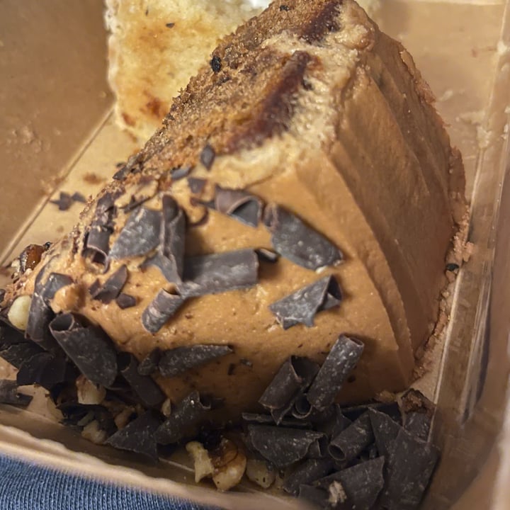 photo of Hunglish coffee and walnut cake shared by @preshasoogrim on  18 Sep 2025 - review