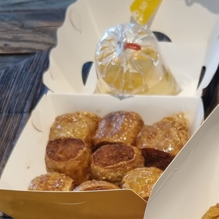 photo of Vegetarian by So Vegan ร้านอาหารเจ มังสวิรัติ โซวีแกน สาขาบางกะปิ (ลาดพร้าว 109 แยก 7)​ deep fried vegan crabless meat rolls shared by @xxarisu on  04 Aug 2024 - review