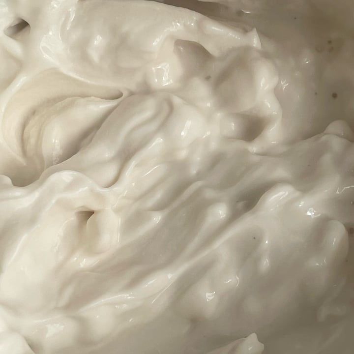 photo of Kite Hill Sour Cream shared by @andreapajuelom on  17 Oct 2024 - review