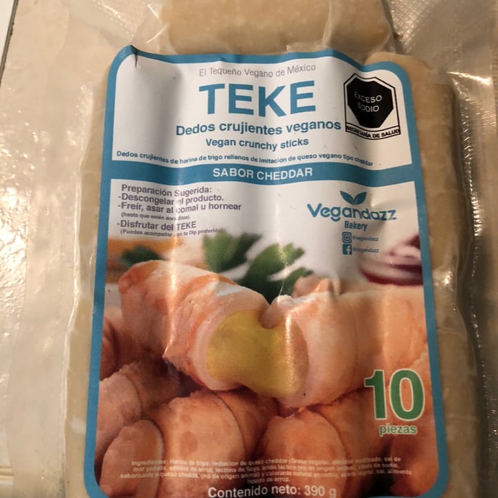 photo of Vegandazz TEKE - Tequeño Vegano Cheddar shared by @adioshola on  17 Feb 2024 - review