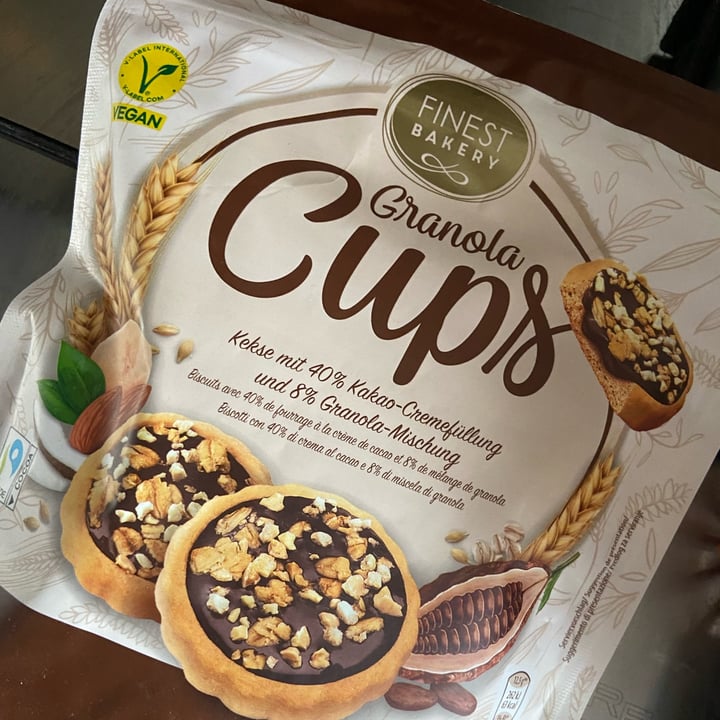 photo of Finest Bakery Granola Cups shared by @aledece on  04 Nov 2023 - review