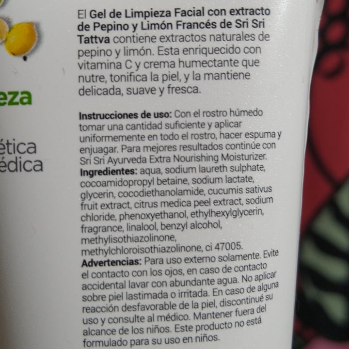 photo of SriSri Tattva Gel Limpieza Facial Pepino Y Limon Frances shared by @aldyflorent on  15 Sep 2023 - review