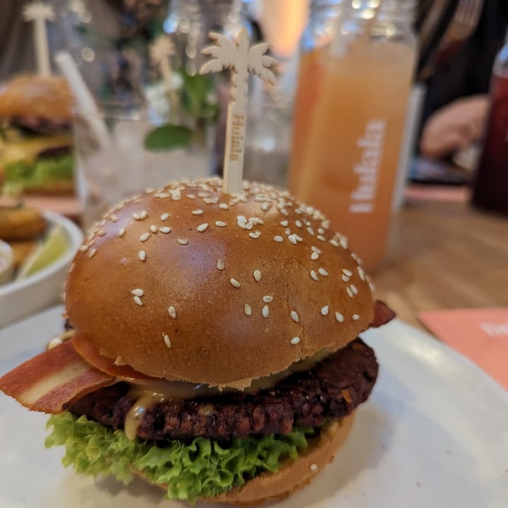 photo of Hulala – Pretty Burger & Drinks Chick’n Burger, Fries, Cheese Balls & Side Salad shared by @annibunny1988 on  05 Feb 2024 - review