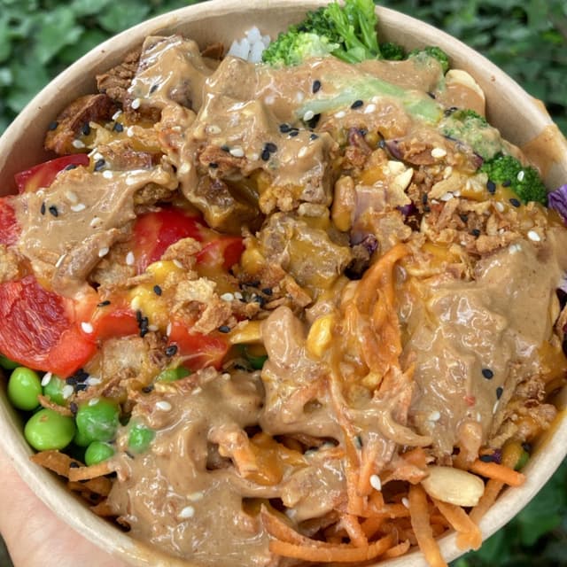 Peanut Chicken Bowl At Simply Bowl Review By david Abillion