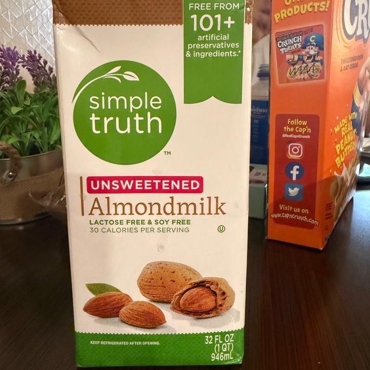 photo of Simple Truth Unsweetened Almond Milk shared by @topacieca on  28 Sep 2025 - review