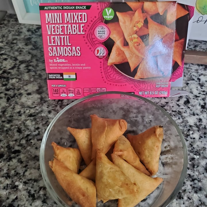 photo of Lidl Mini Mixed Vegetable Lentil Samosas shared by @keyz2026 on  24 May 2024 - review