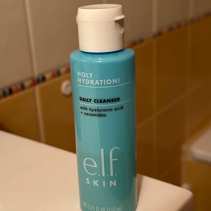 photo of e.l.f. Cosmetics Holy Hydration Daily Cleanser shared by @gerba on  17 Jan 2024 - review