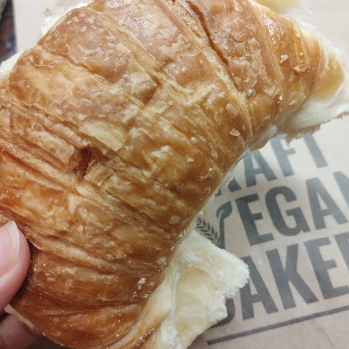 photo of Craft Vegan Bakery Microcentro Medialuna Not Manteca shared by @jazzmin on  05 Jan 2025 - review
