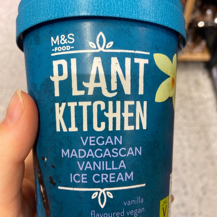 photo of Plant Kitchen (M&S) Vegan Madagascan Vanilla Ice Cream shared by @jules-v on  28 May 2024 - review
